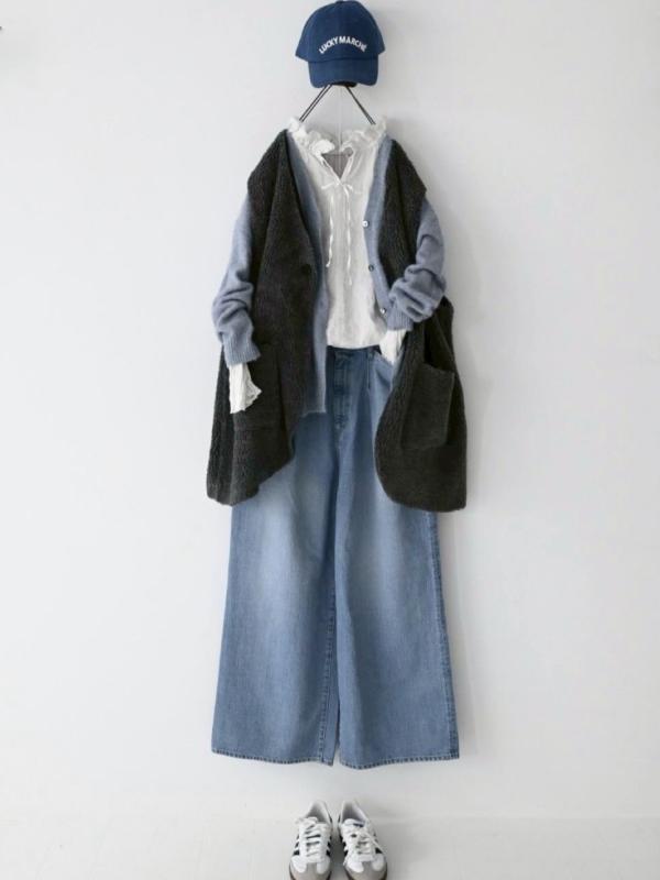 Line Album 2026215 260215 70